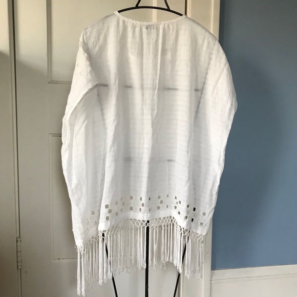 NWOT Lucky Brand Embroidered Eyelet Fringe Top - Picture 4 of 10